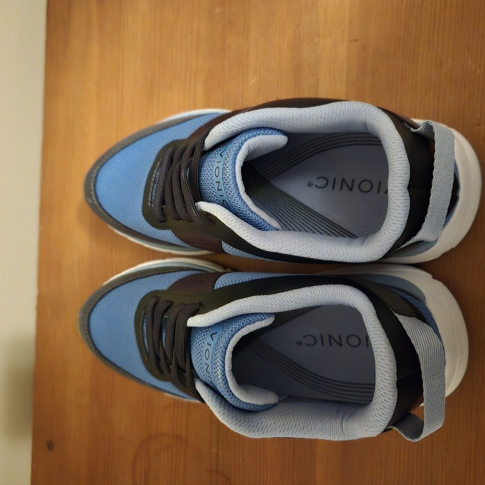 Bionic Sneakers